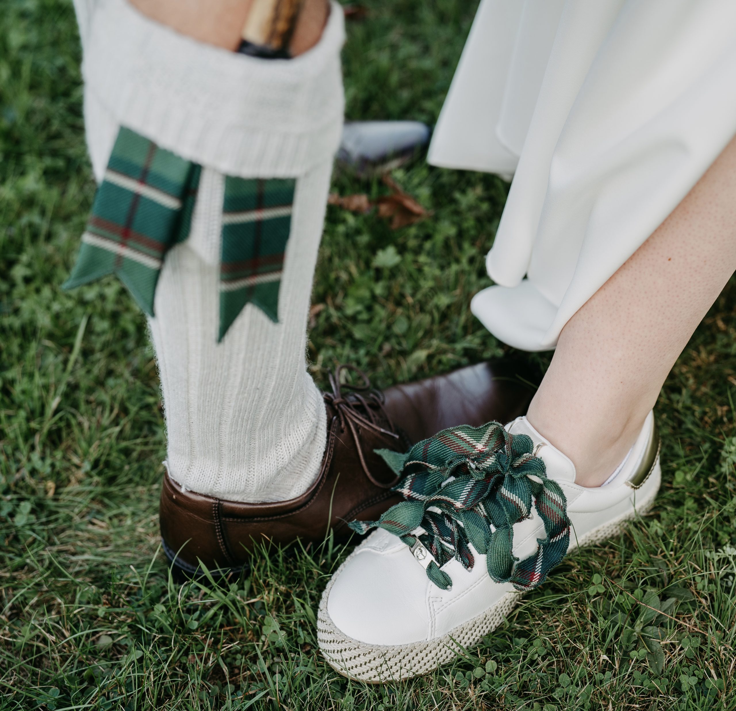 Hochzeit individuell gestalten - bis zu den Schnürsenkeln